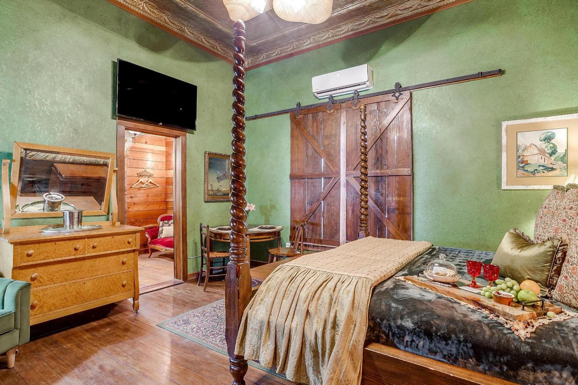 The Gallery House Boutique Hotel Stephenville Luaran gambar
