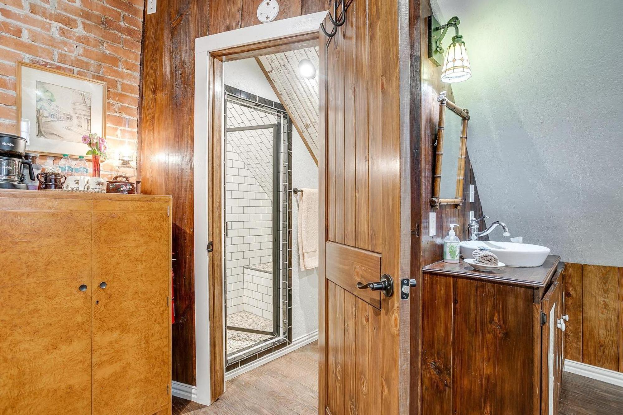 The Gallery House Boutique Hotel Stephenville Luaran gambar